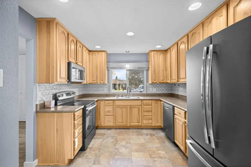 3033 Avenue F Billings MT 59102