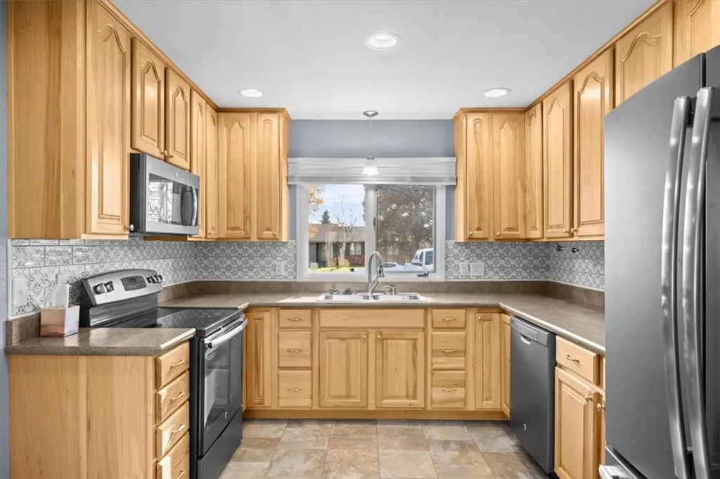 3033 Avenue F Billings MT 59102