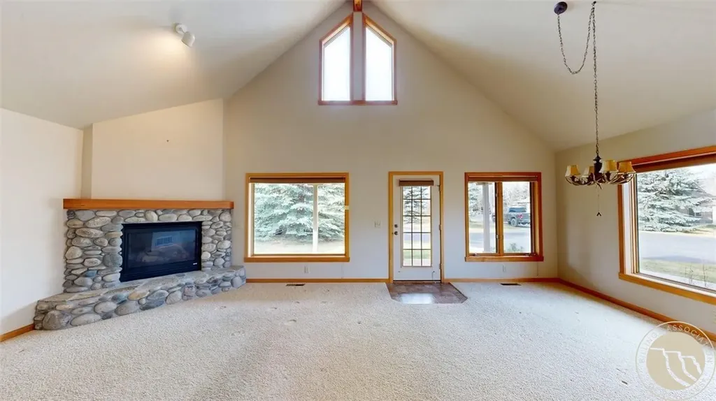 15 Spruce Lane Red Lodge MT 59068