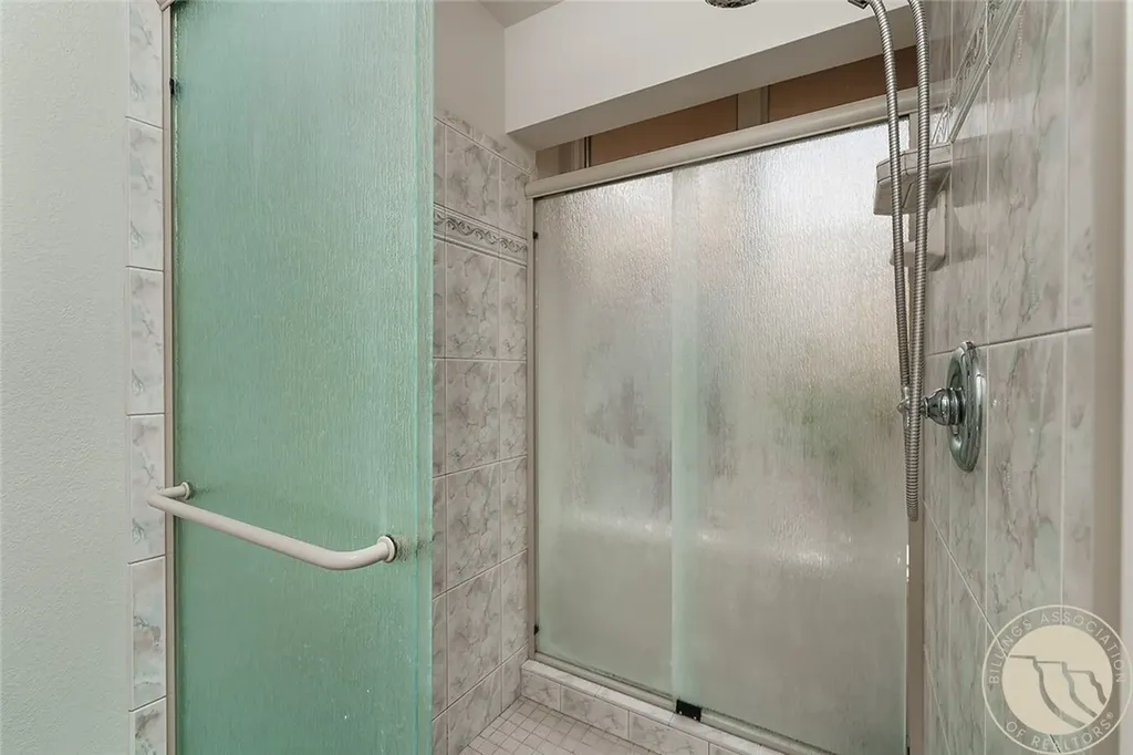 4416 Pine Cove Road Billings MT 59106