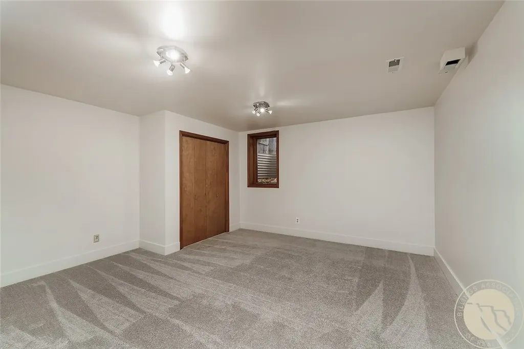 4416 Pine Cove Road Billings MT 59106