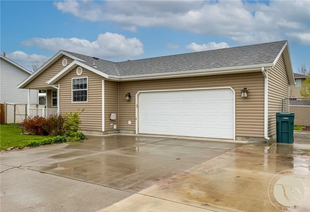 1215 Gardenia Drive Billings MT 59105