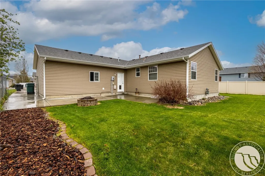 1215 Gardenia Drive Billings MT 59105