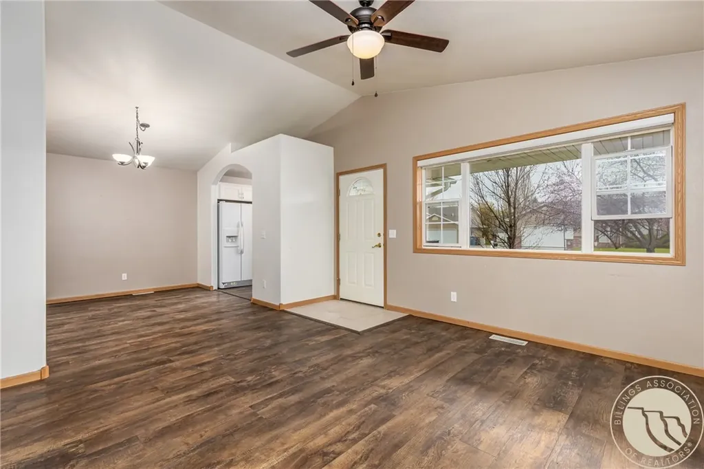 1215 Gardenia Drive Billings MT 59105