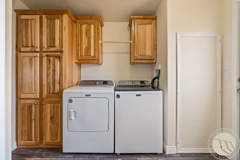 101 S 2nd Street Roberts MT 59070