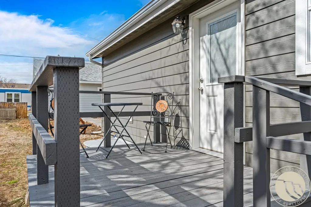 101 S 2nd Street Roberts MT 59070