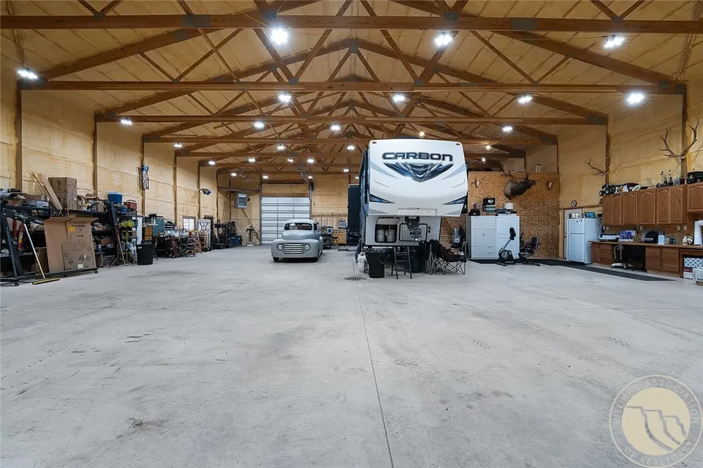 94 Upper Flat Road Columbus MT 59019