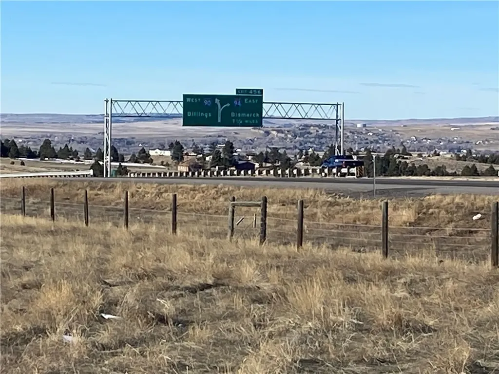 4527 Old Hardin Road Billings MT 59101