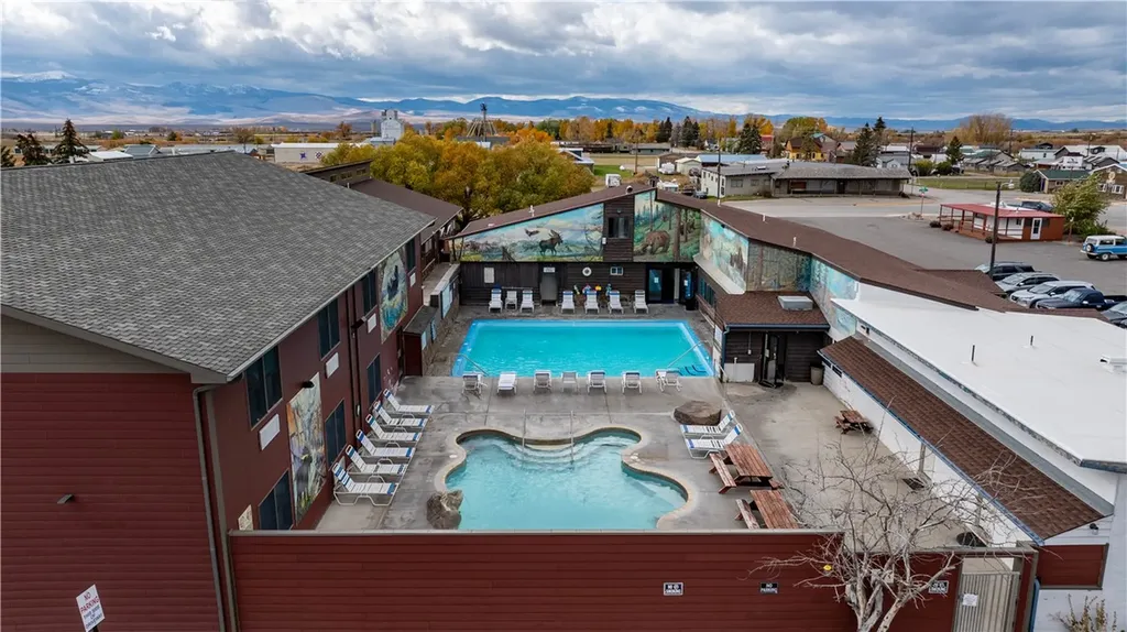202 & 301 W Main Street White Sulphur Springs MT 59645