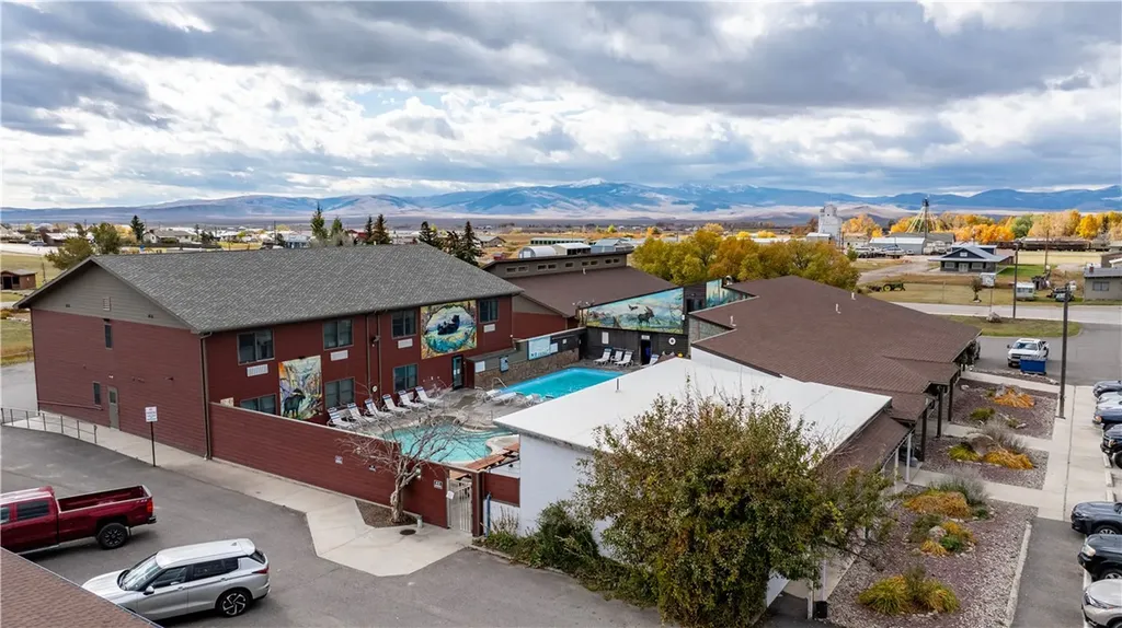 202 & 301 W Main Street White Sulphur Springs MT 59645