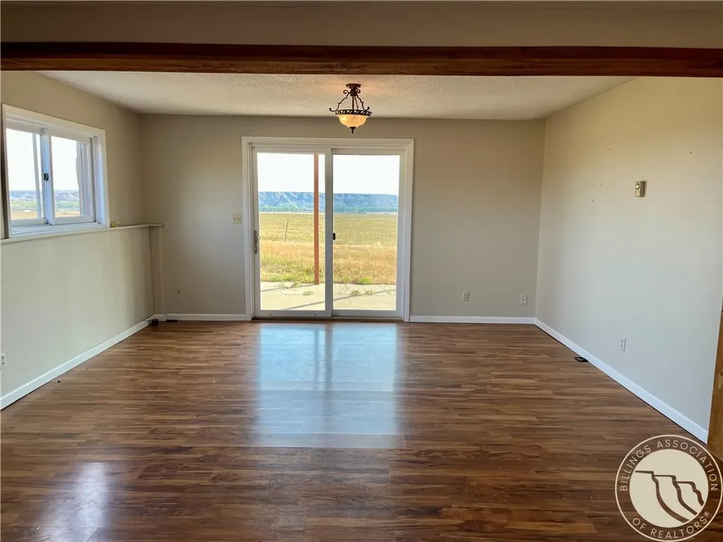 598 Highway 16 Glendive MT 59330