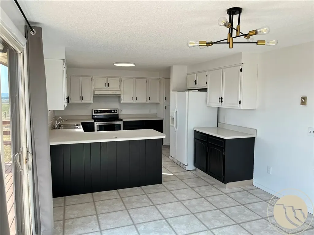 598 Highway 16 Glendive MT 59330