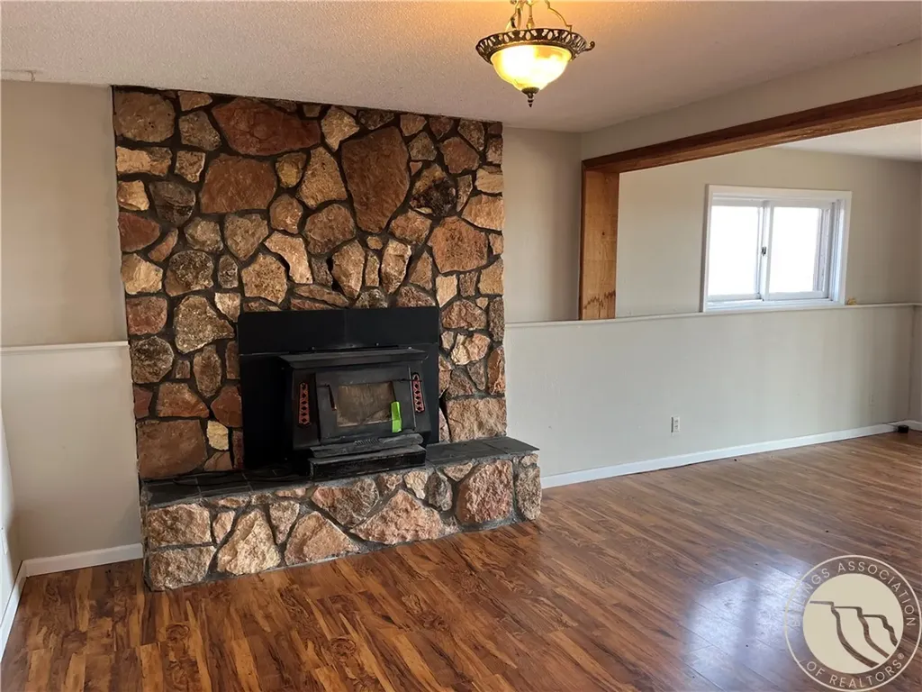 598 Highway 16 Glendive MT 59330