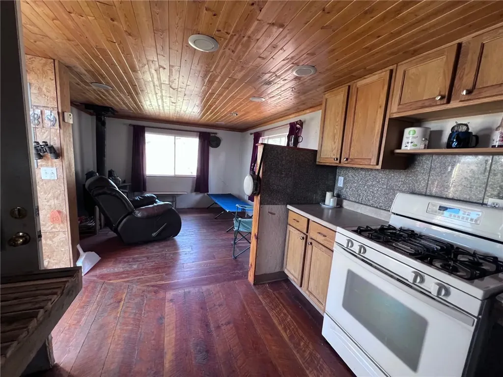 89 Mayn White Sulphur Springs MT 59645