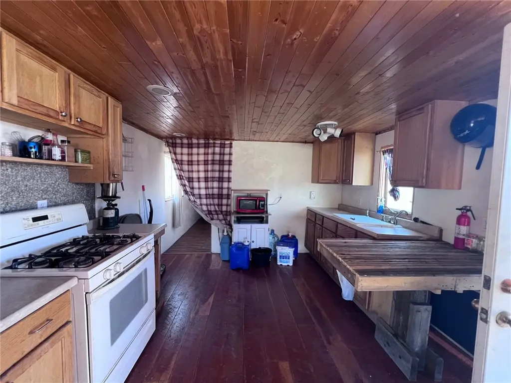 89 Mayn White Sulphur Springs MT 59645