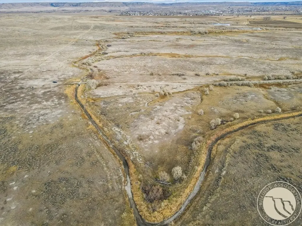 572 Acres Vista Buttes Laurel MT 59044