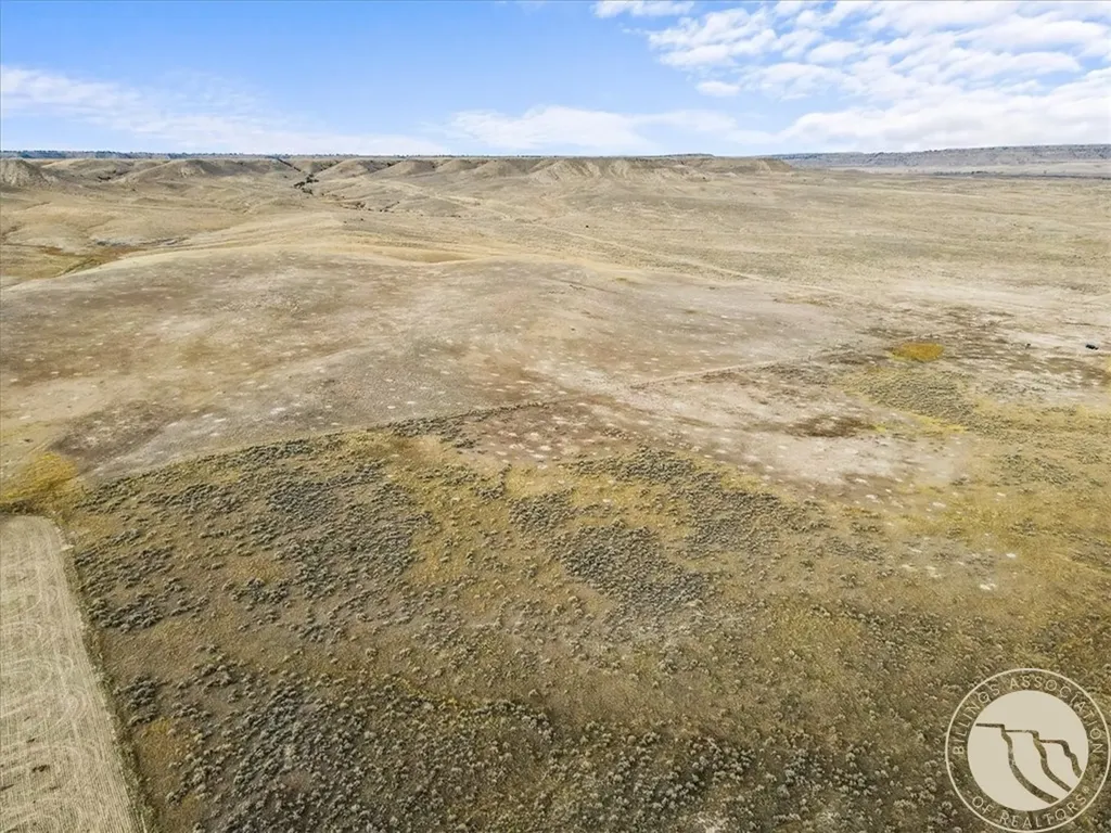 572 Acres Vista Buttes Laurel MT 59044