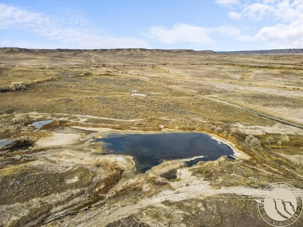 572 Acres Vista Buttes Laurel MT 59044
