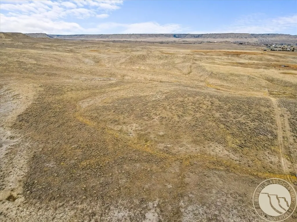 572 Acres Vista Buttes Laurel MT 59044