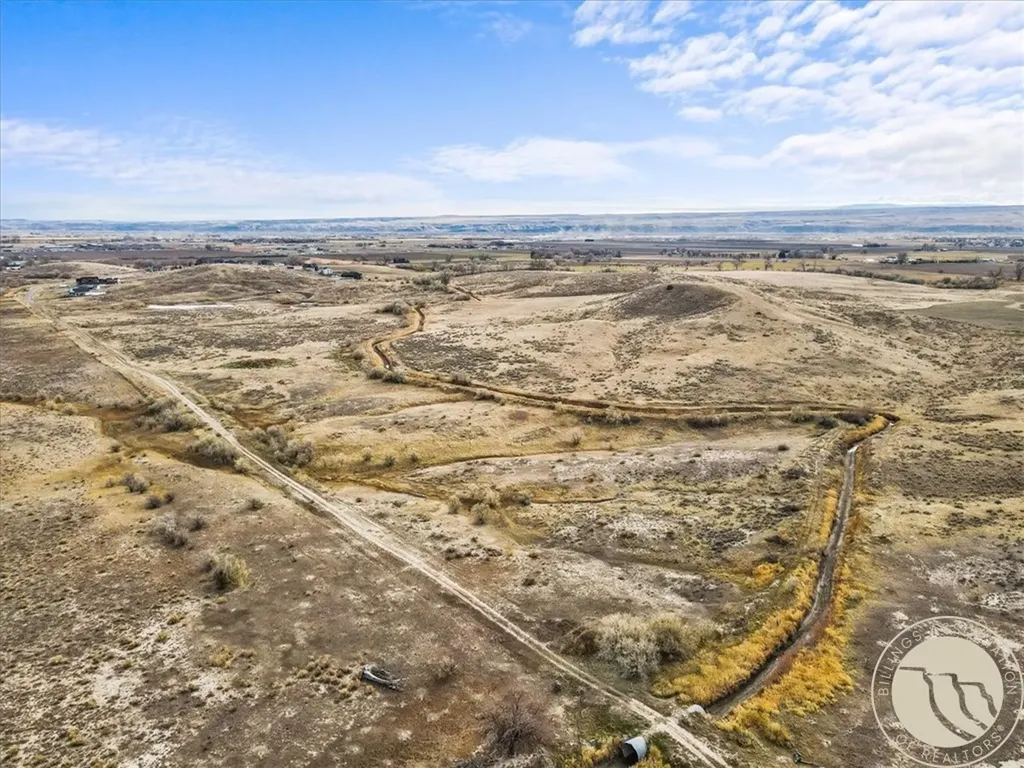 572 Acres Vista Buttes Laurel MT 59044