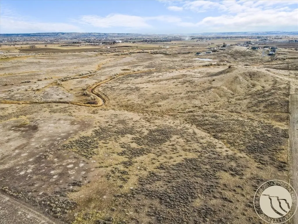 572 Acres Vista Buttes Laurel MT 59044