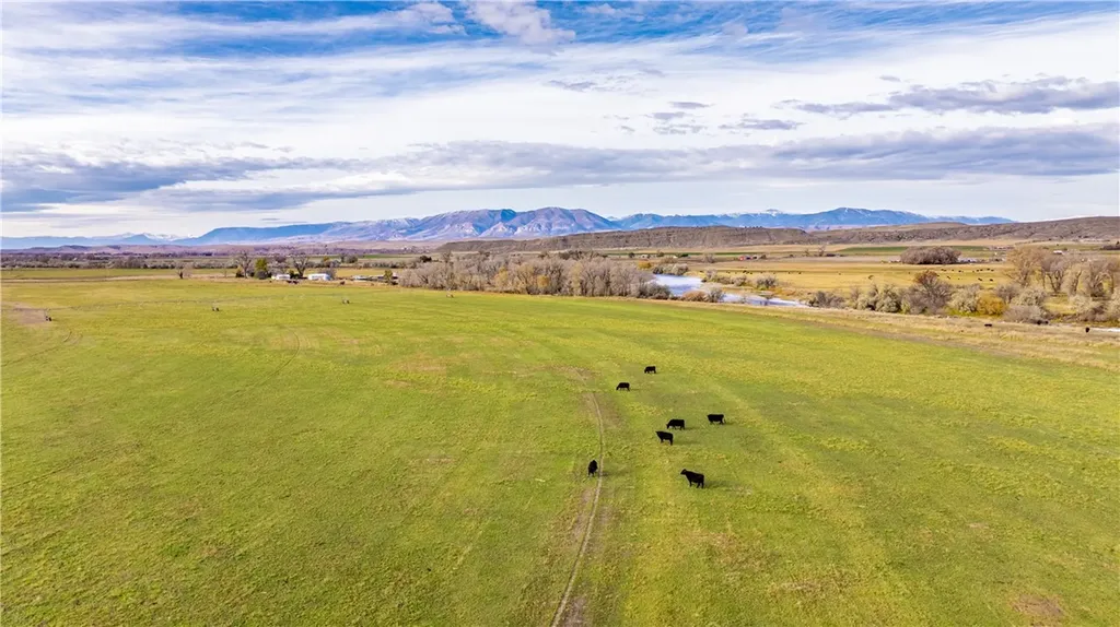 12 Westara Lane Bridger MT 59014