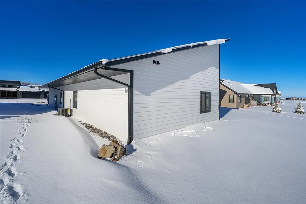 2310 Linderman Way Red Lodge MT 59068