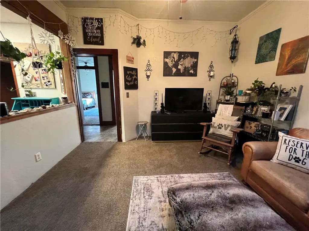 410 E Pike Avenue Columbus MT 59019