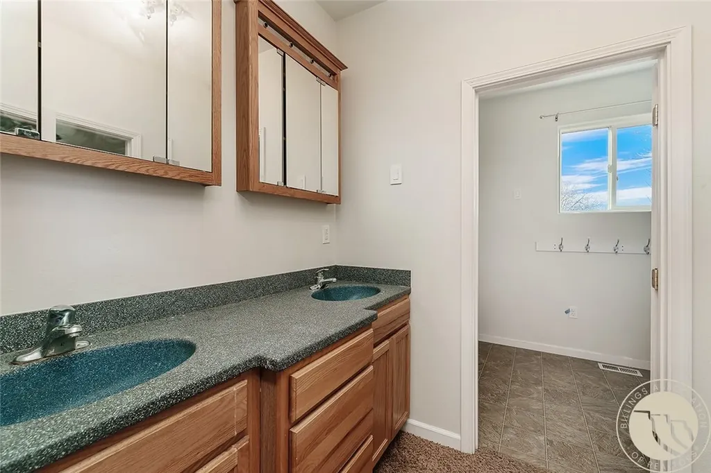 745 Thicket Lane Billings MT 59101