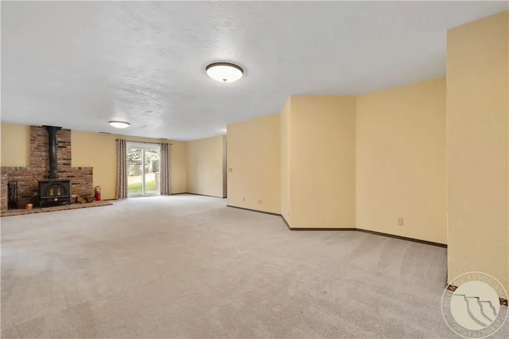 1051 Strawberry Avenue Billings MT 59105