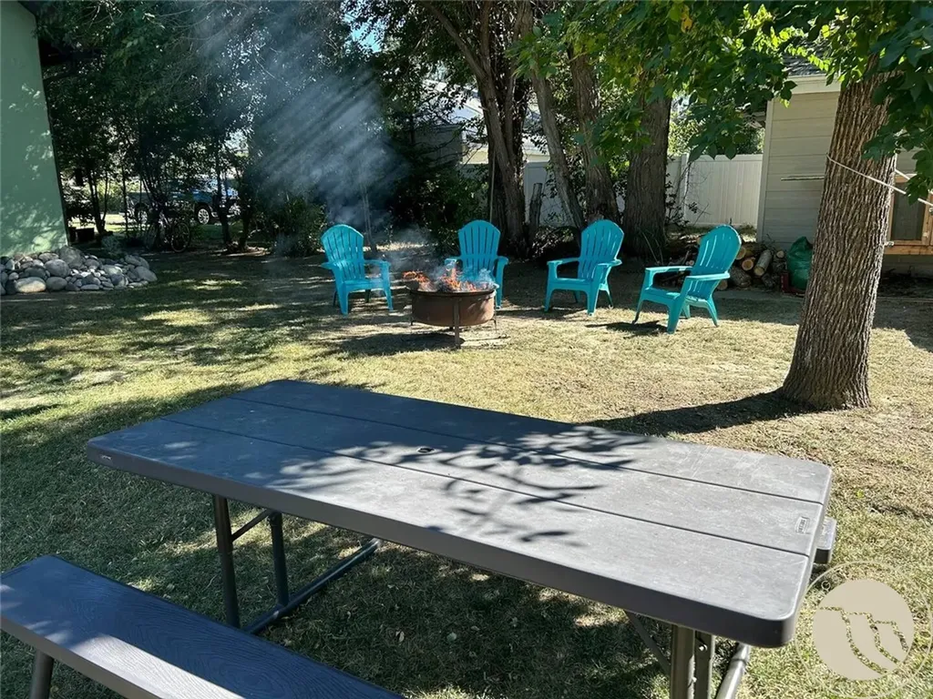 345 N 3rd Street Columbus MT 59019