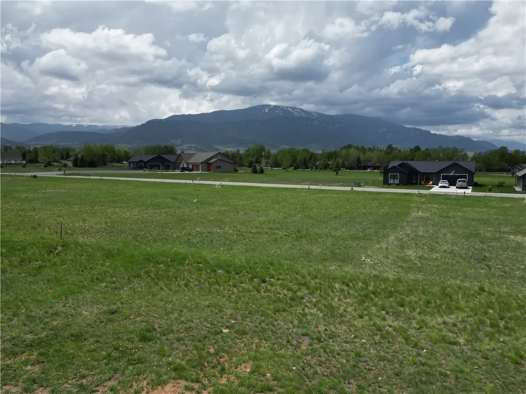 2140 Linderman Way Red Lodge MT 59068