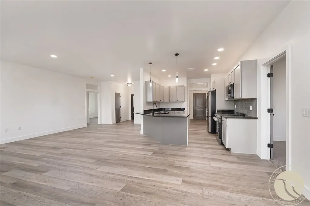 1377 W Eugene Avenue Billings MT 59105