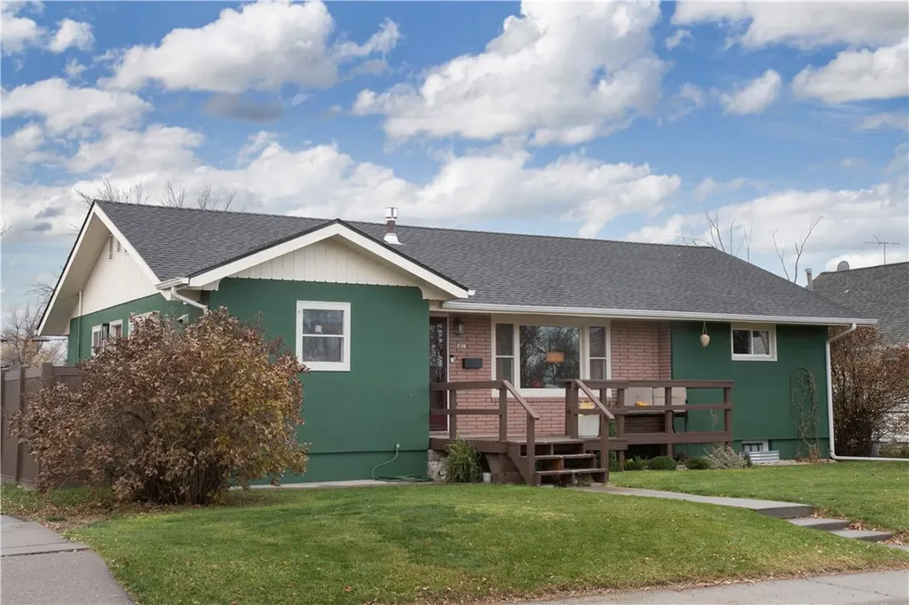 716 W Division Street Hardin MT 59034