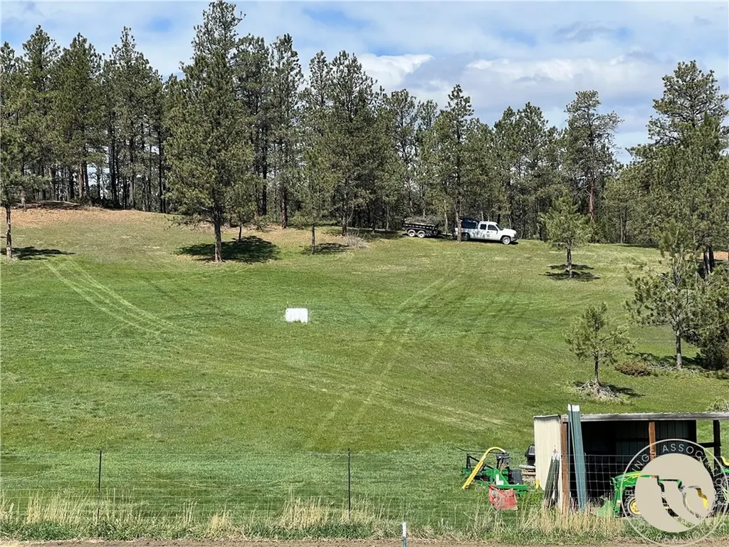 101 Smith Road Roundup MT 59072