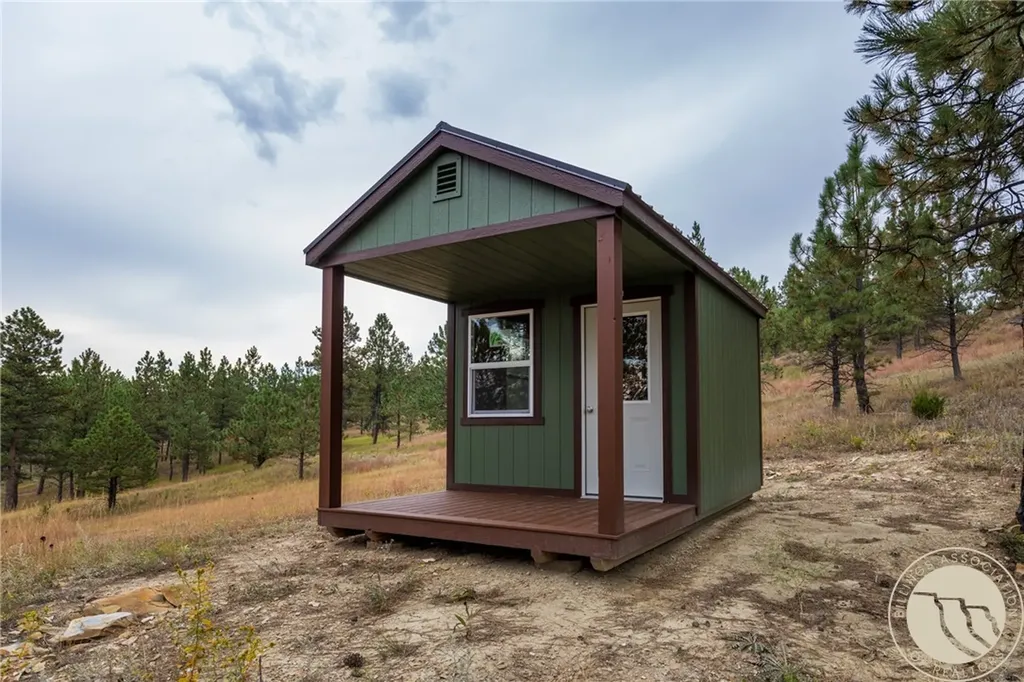1245 Sarpy Creek Road Hysham MT 59038