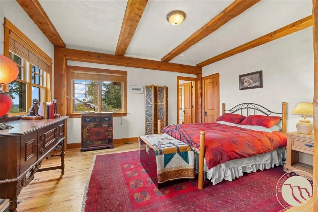 10052 Floating Island Way Shepherd MT 59079