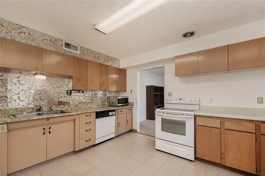 1219 Fairvale Drive Billings MT 59101