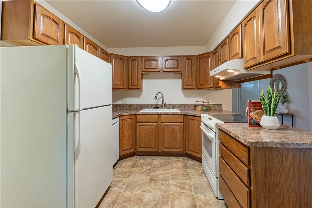 2016 Interlachen Drive Billings MT 59105