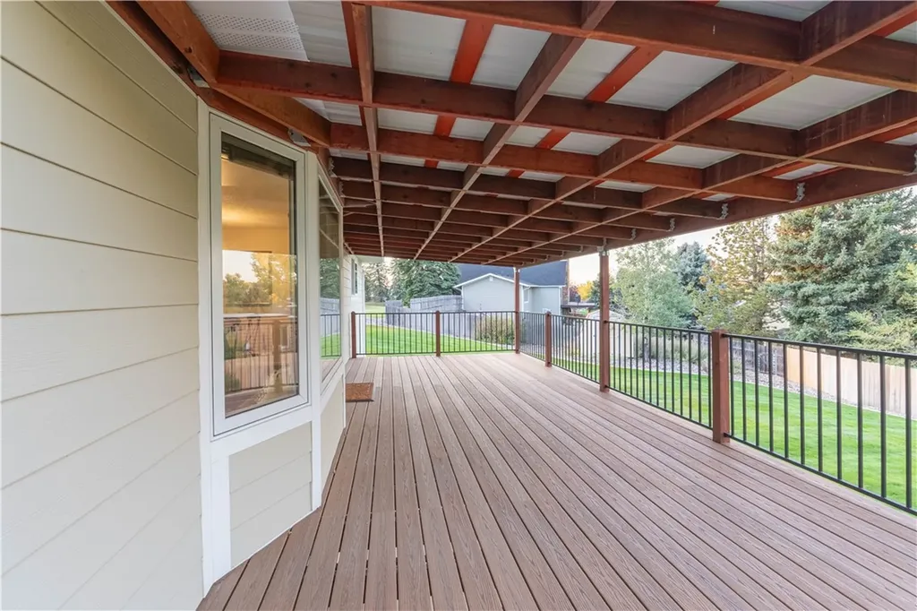 2016 Interlachen Drive Billings MT 59105