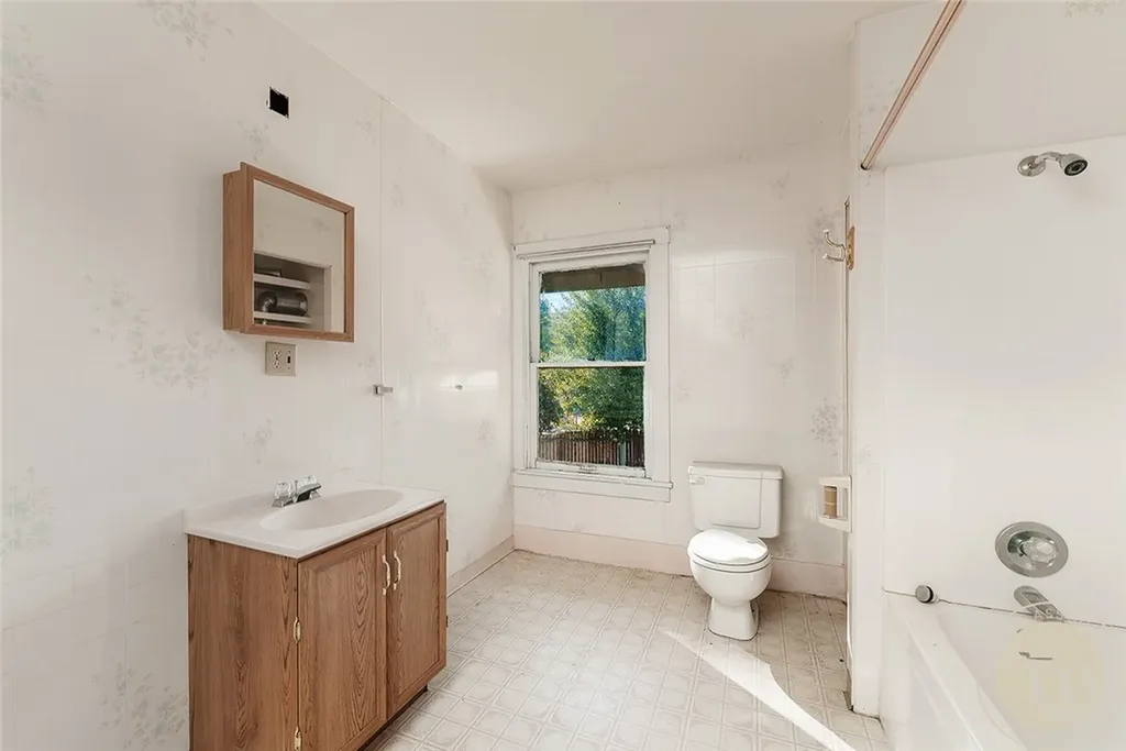 8 N Division Street Reed Point MT 59069