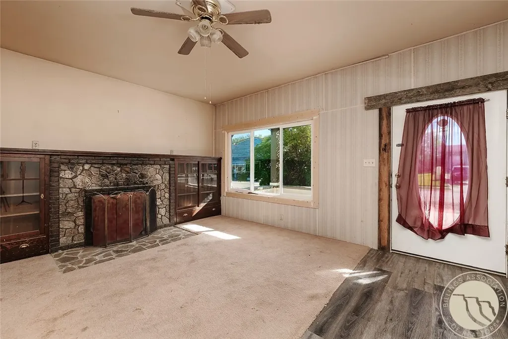 8 N Division Street Reed Point MT 59069