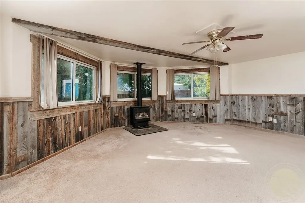 8 N Division Street Reed Point MT 59069