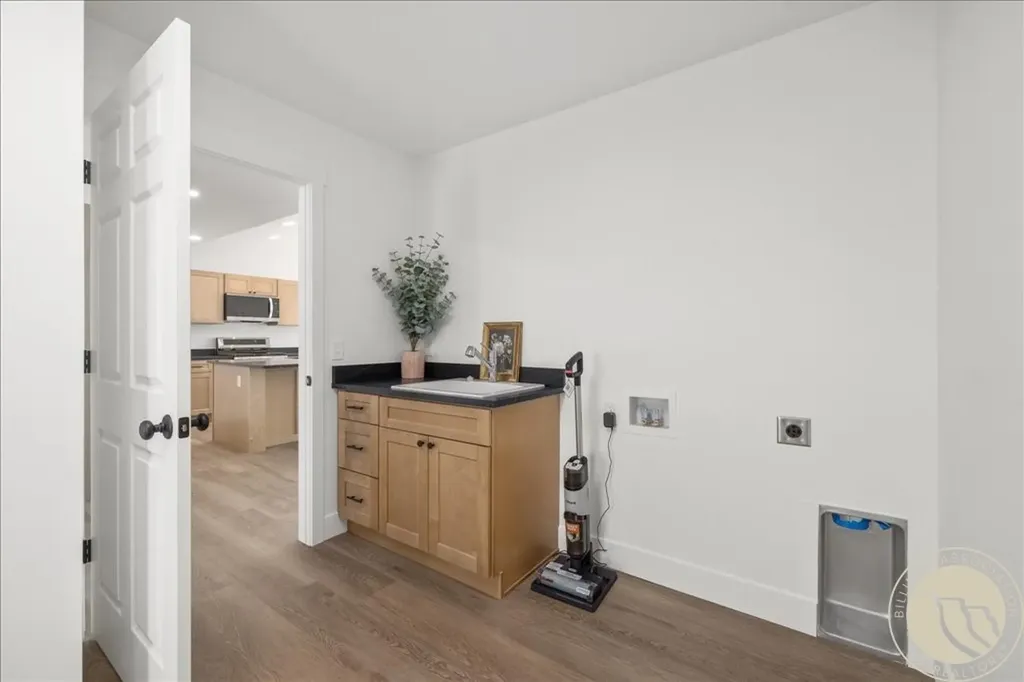 5452 Apple Rose Lane Billings MT 59106