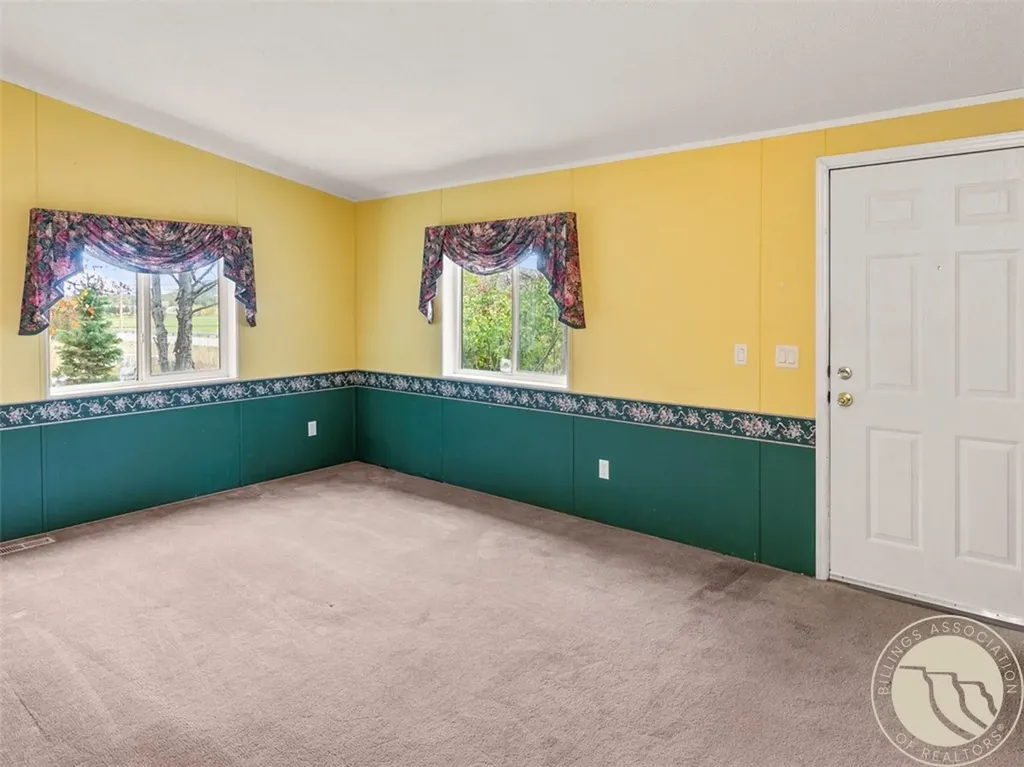 37 Barham Road Columbus MT 59019