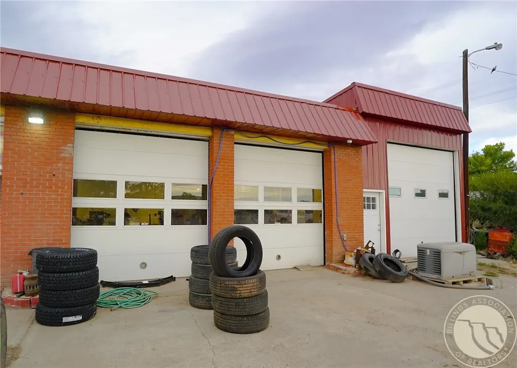 108 Highway Fromberg MT 59014
