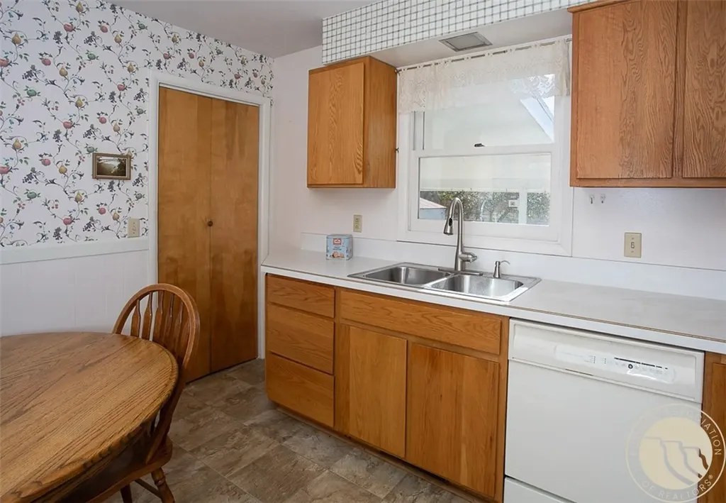 2636 Custer Avenue Billings MT 59102