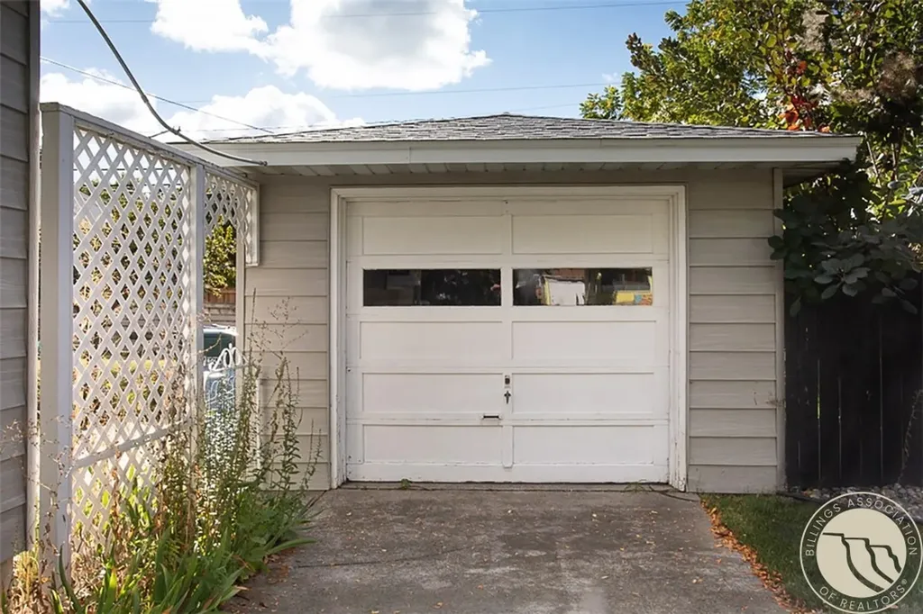 2636 Custer Avenue Billings MT 59102