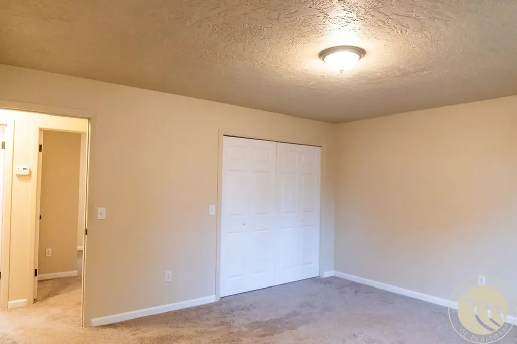 1168 Minuteman Street Billings MT 59105