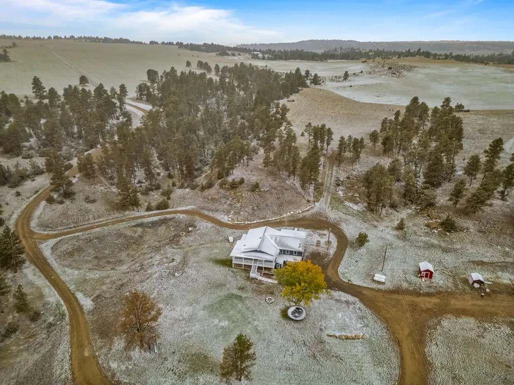 72 Pioneer Trail Lavina MT 59046